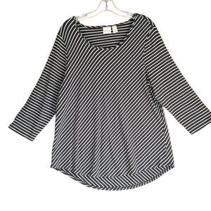 Chico’s Tunic  Forever Stripe Blouse Top  Olive White 3/4 Sleeve Size 2 Large